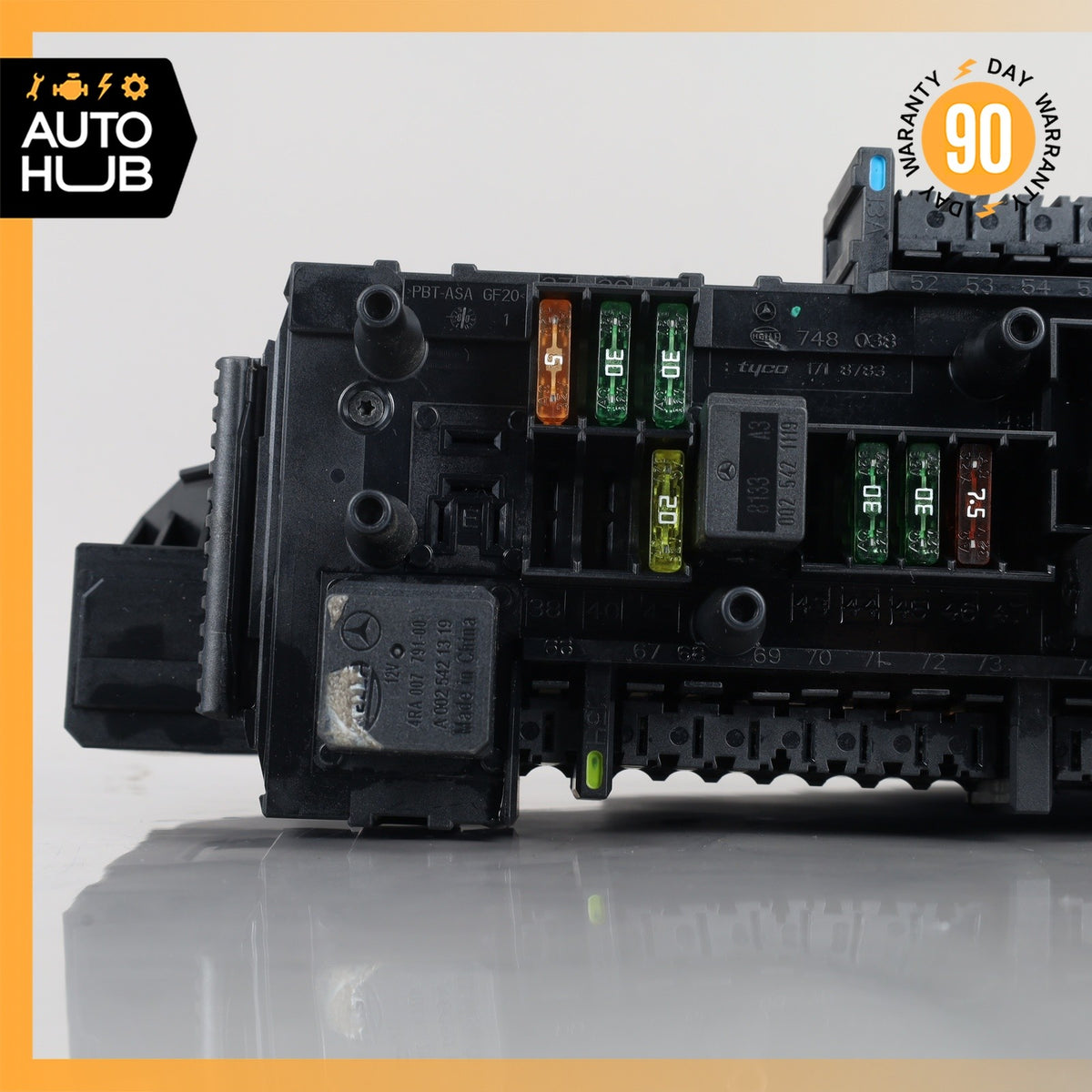 08-09 Mercedes W204 C63 C350 C280 C230 Rear Fuse Relay Box Module OEM - photo 3