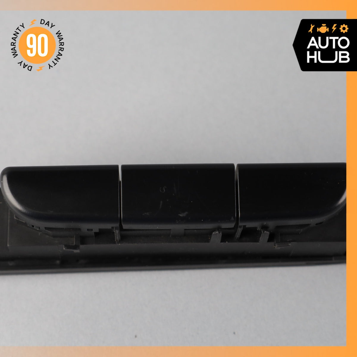 03-08 Mercedes R230 SL500 SL55 AMG Center Console Blank Filler 2308207710 OEM - photo 3