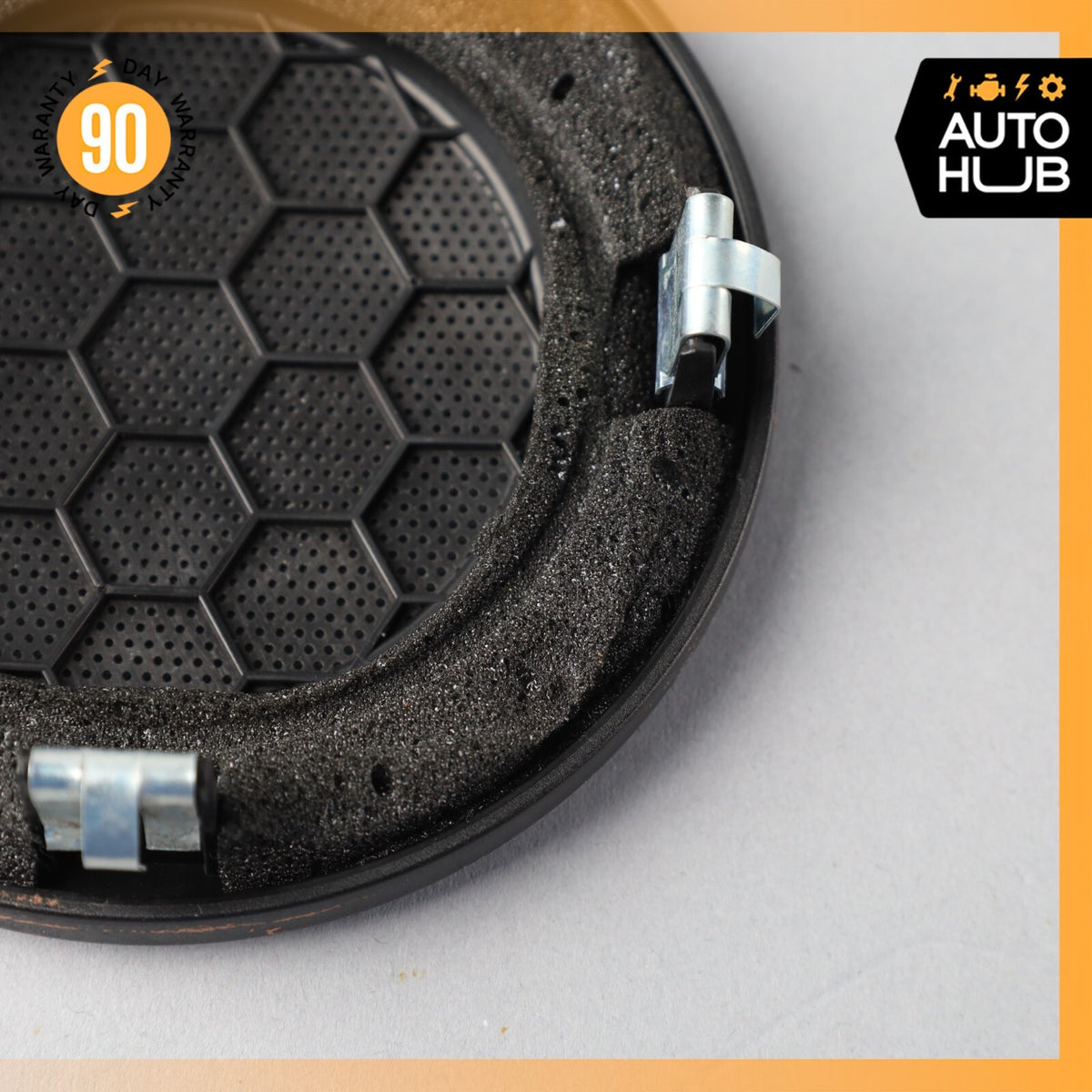 03-13 Maserati Quattroporte M139 Front Dash Speaker Cover Grille Bose OEM 29k - photo 10
