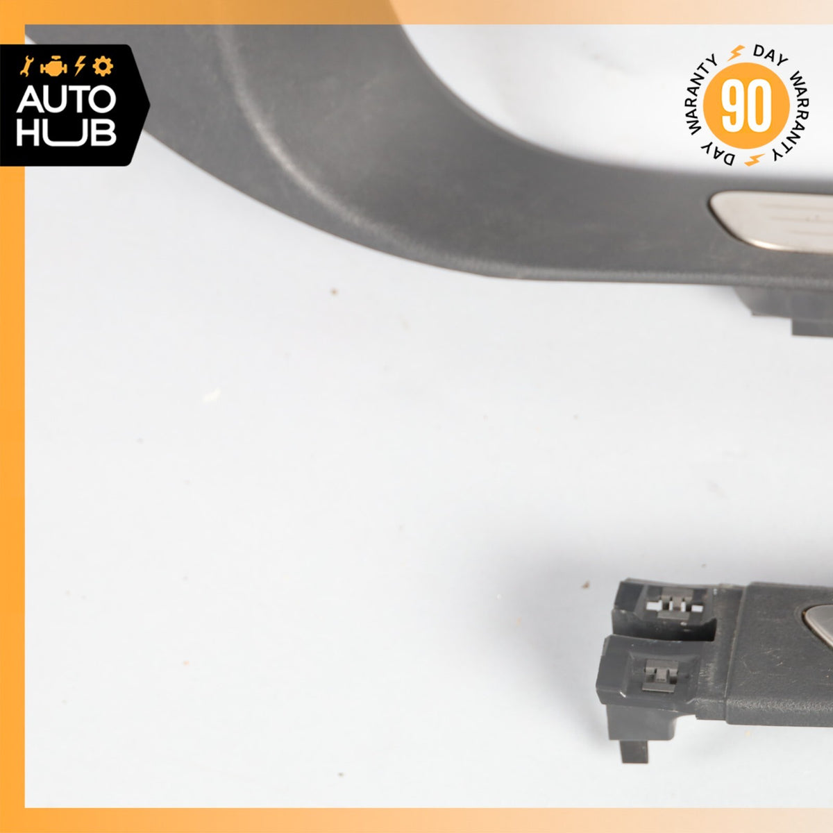 11-18 Porsche Cayenne 958 Turbo S Front Left & Right Side Sill Plate OEM - photo 3