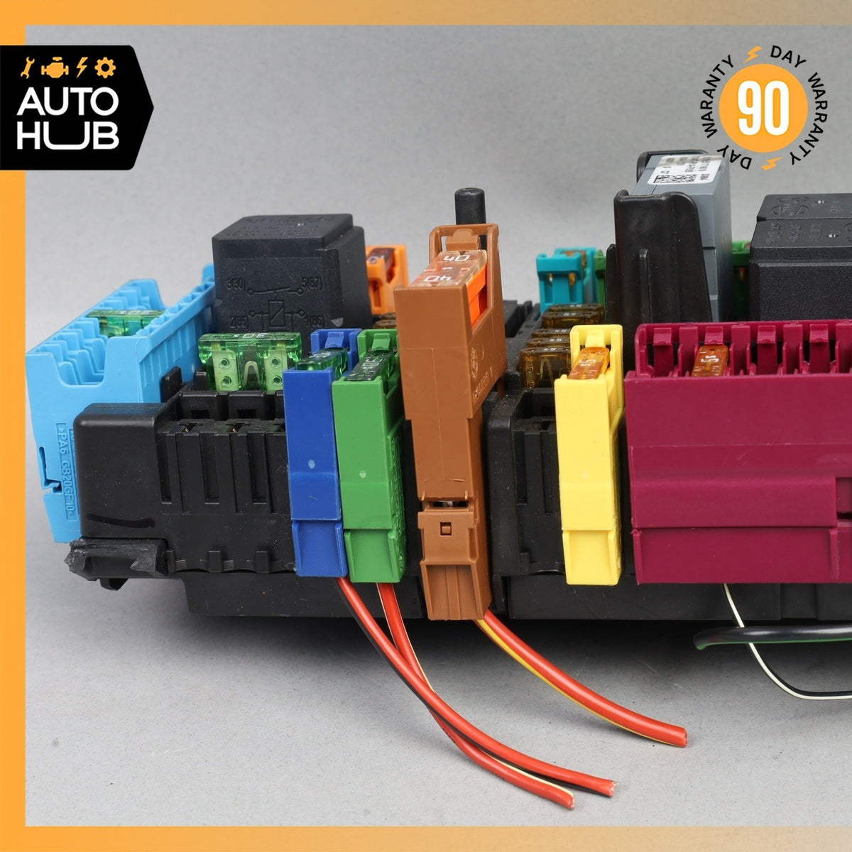 Mercedes W242 B250e Right Dashboard Relay Terminal Fusebox Fuse Box OEM - photo 15