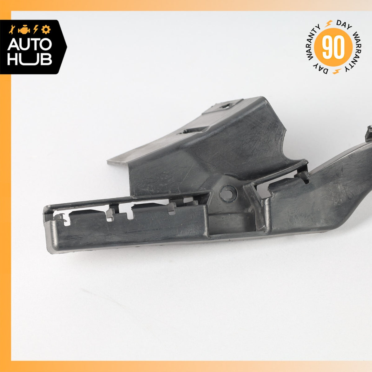 08-18 Maserati GranTurismo M145 Left Side Rocker Panel Side Skirt Bracket OEM - photo 2
