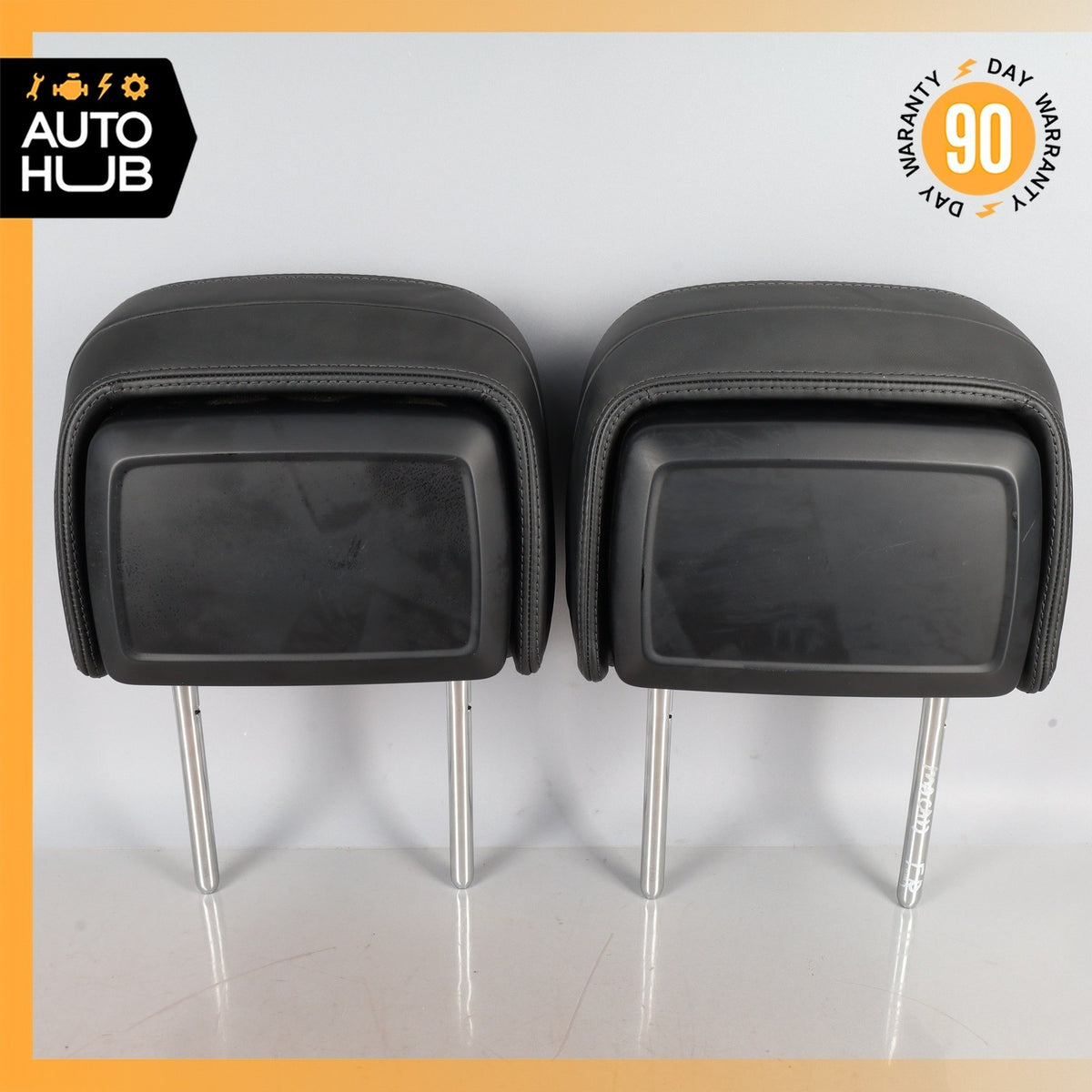 15-26 Porsche Macan 95B GTS Front Headrest Head Rest Leather Set of 2 OEM 44k - photo 14