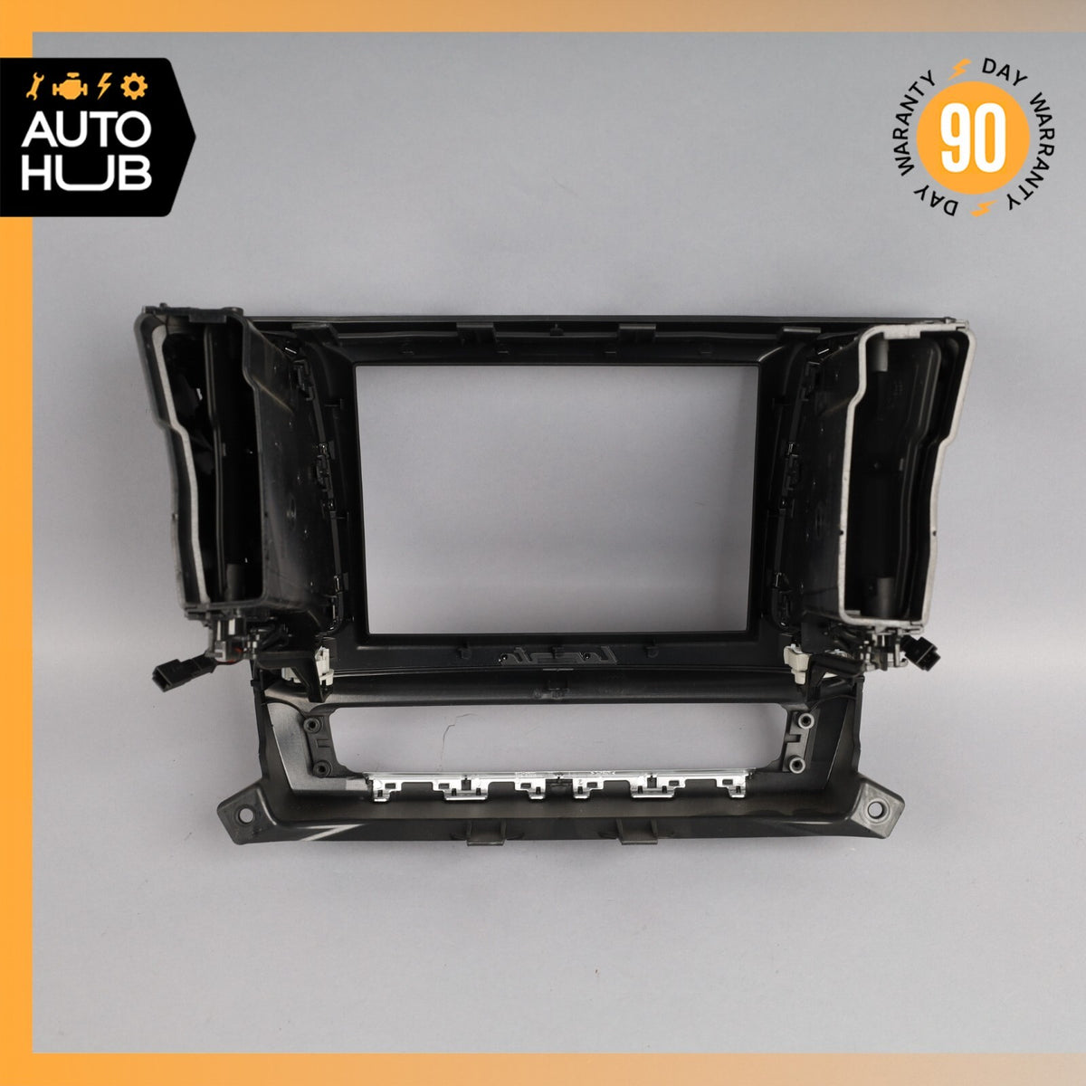 Maserati Levante Center Dash Air Vent Grille Screen Frame Trim Panel OEM 44k - photo 8