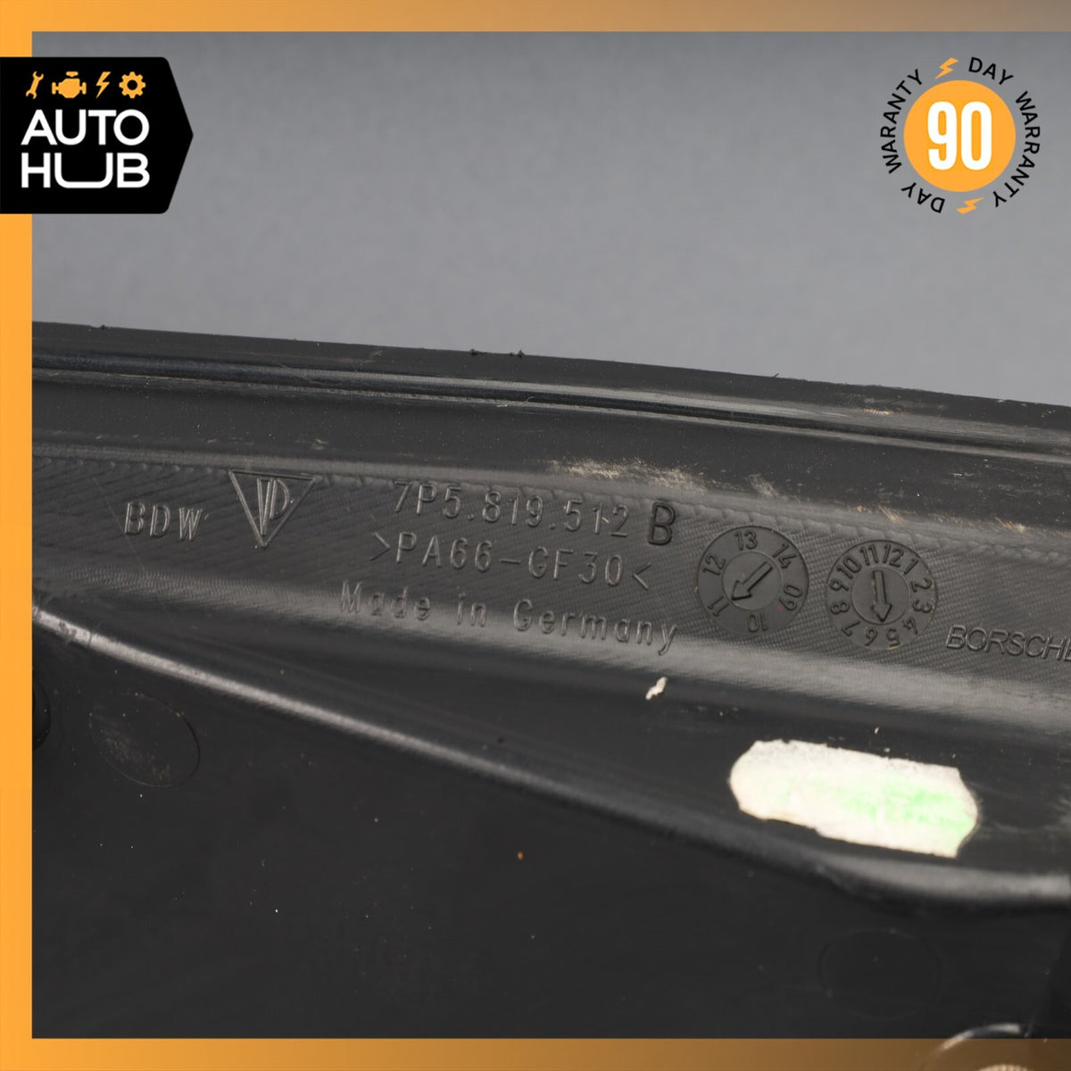11-18 Porsche Cayenne 958 Turbo Windshield Cowl Right Side Plenum Cover OEM - photo 3