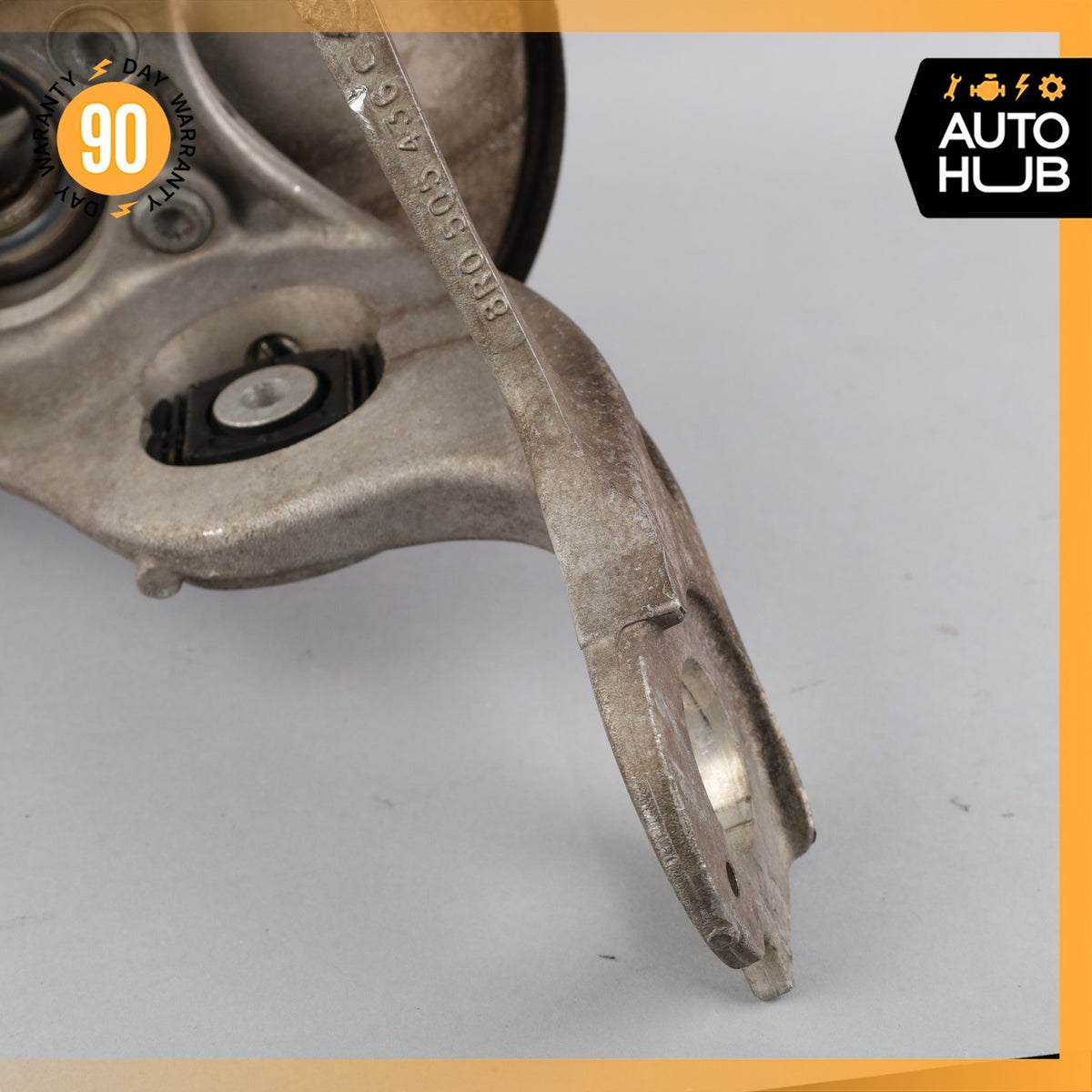15-18 Porsche 95B Macan Rear Right Passenger Side Knuckle Spindle OEM - photo 13