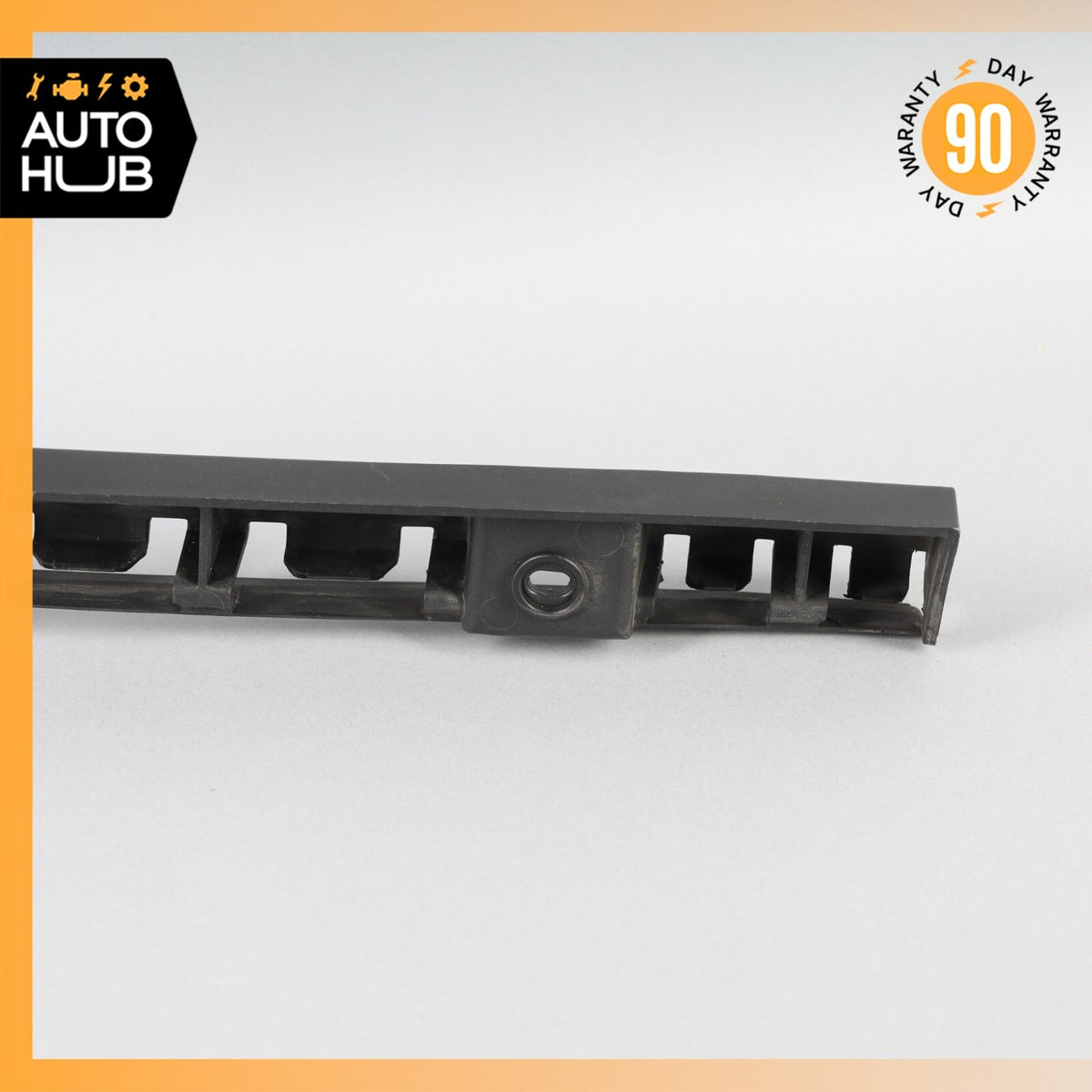 08-18 Maserati GranTurismo M145 Left Side Rocker Panel Side Skirt Bracket OEM - photo 8