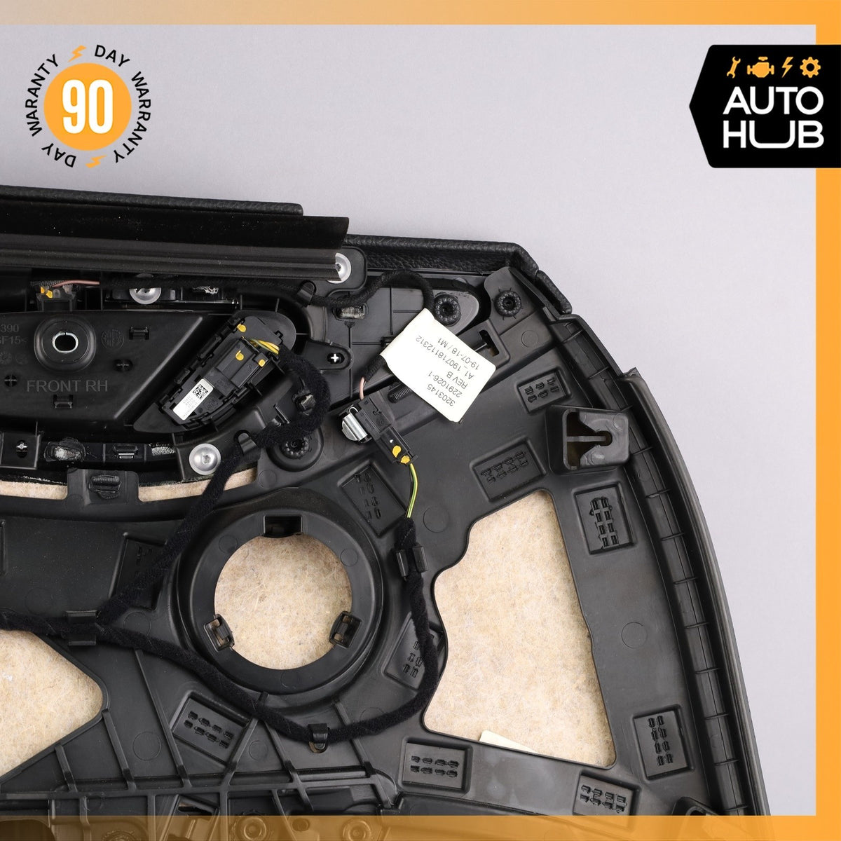 17-24 Alfa Romeo 952 Giulia Front Right Side Interior Door Panel OEM 56k - photo 17