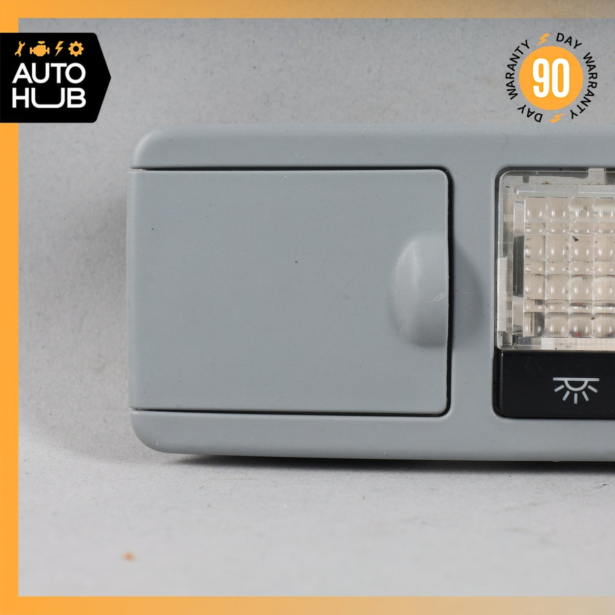 Porsche Cayenne 955 Dome Light Lamp Rear Right Side Gray OEM - photo 3