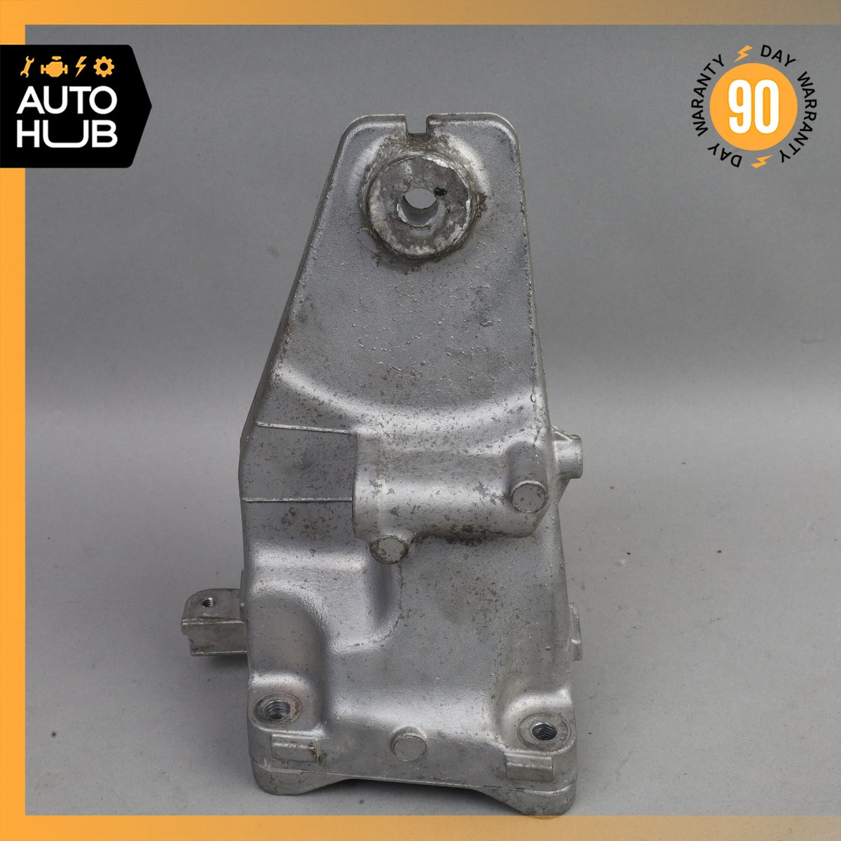 Meredes X253 GLC300 Engine Motor Right Side Mount Bracket OEM - photo 9