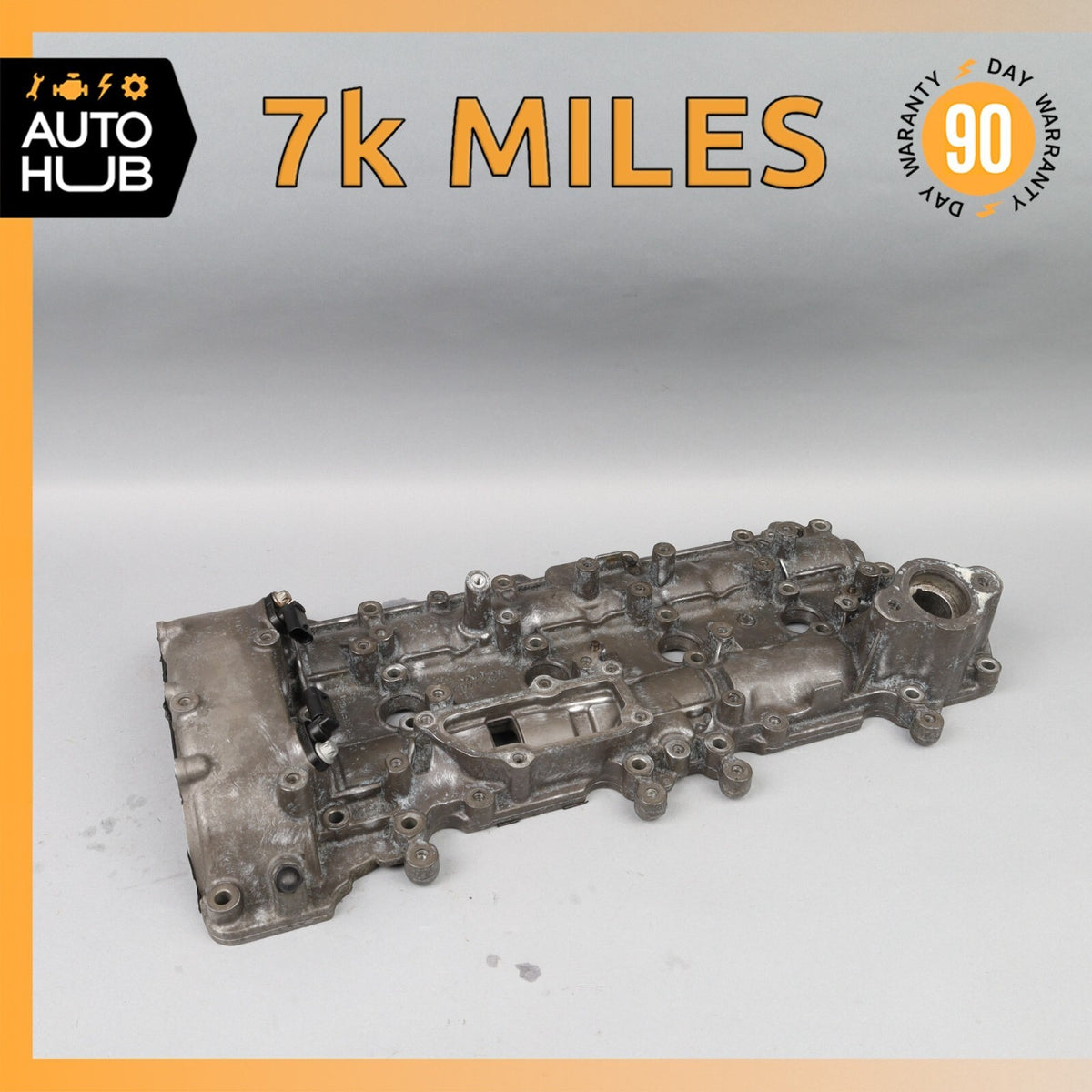 Aston Martin DB11 / C63 M177 Right Side Engine Cylinder Head Valve Cover OEM 7k - photo 1