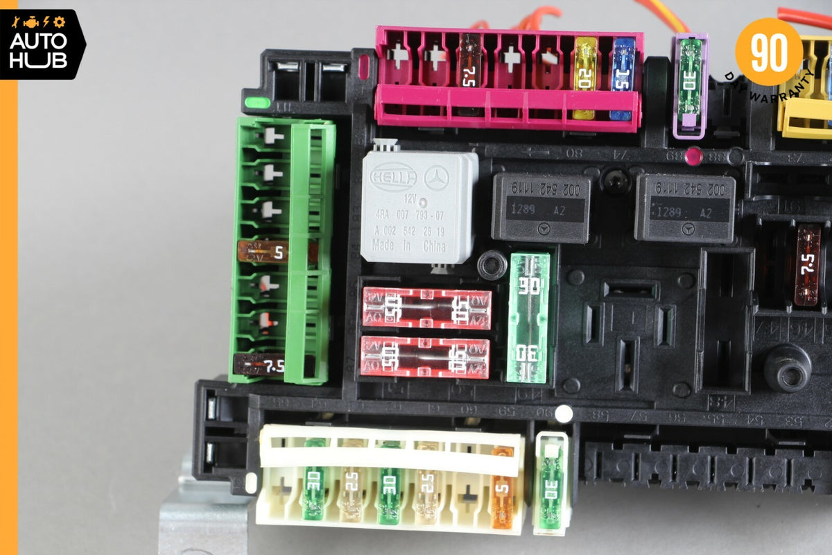 12-16 Mercedes R172 SLK350 SLK250 Rear Fuse Relay Box 1729060005 OEM - photo 2