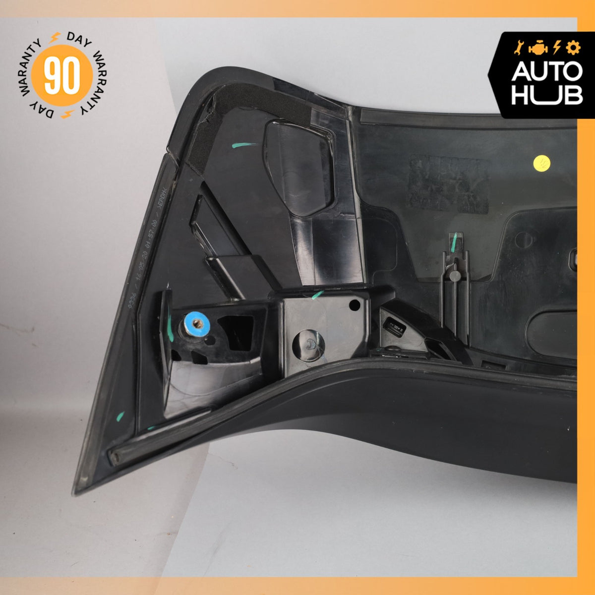 19-23 Porsche Cayenne 9Y0 Trunk Lid Molding Trim Spoiler Wing w/ Light OEM - photo 8