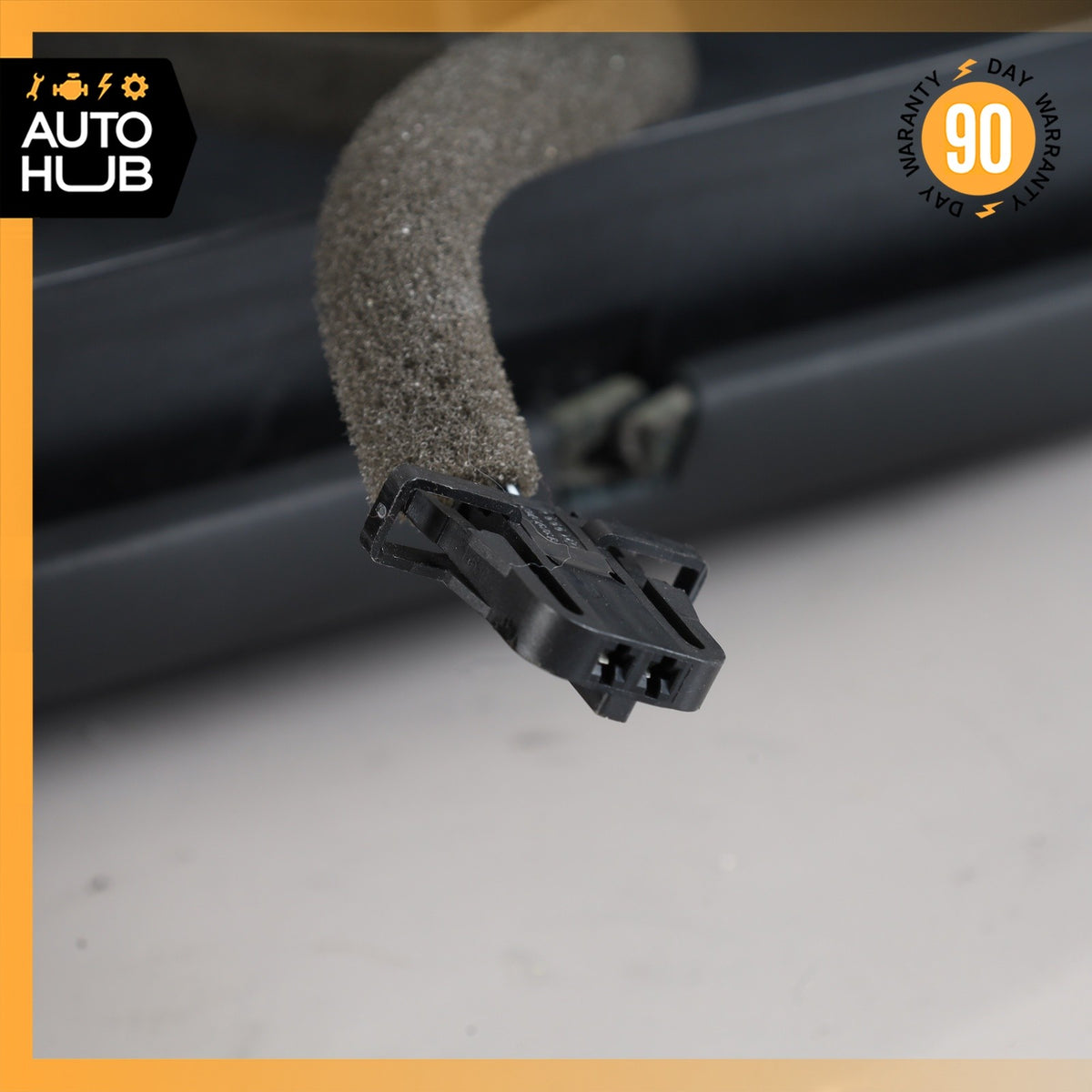 07-11 Bentley Continental GTC Left Side Rear Interior Quarter Trim Hinge OEM 40k - photo 18