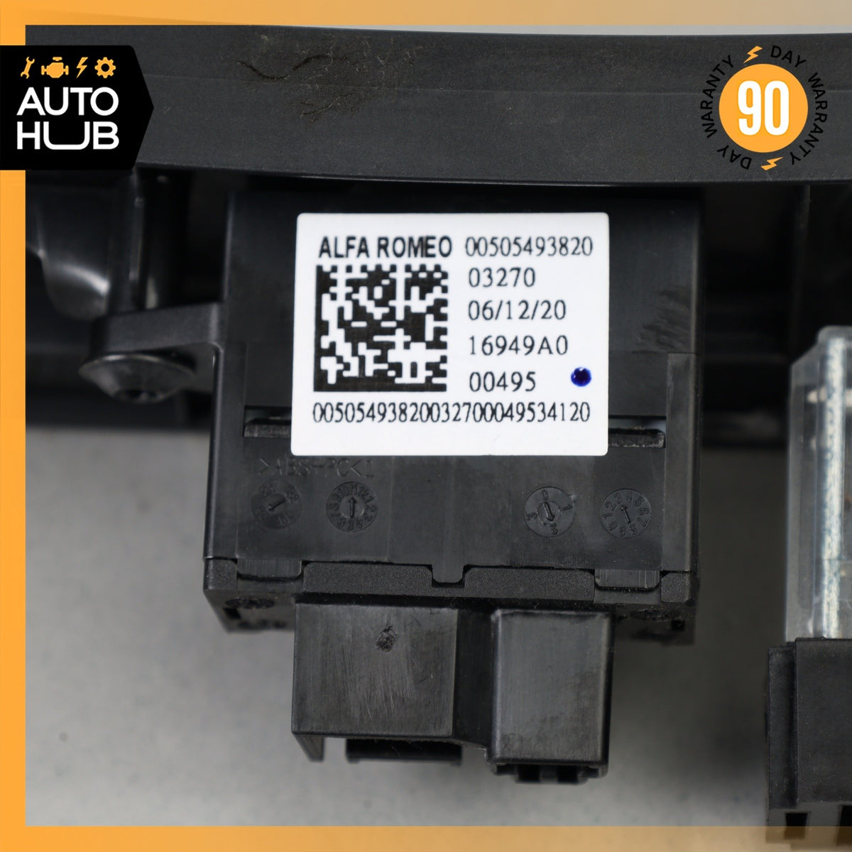 17-23 Alfa Romeo 949 Stelvio Dashboard Socket USB Port OEM 71k - photo 9