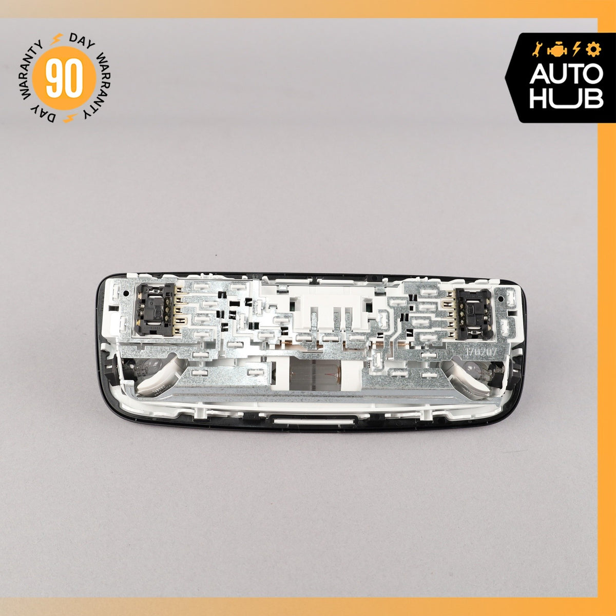 10-18 Mercedes W212 E350 CLS63 Rear Overhead Dome Light 2128205001 OEM - photo 6