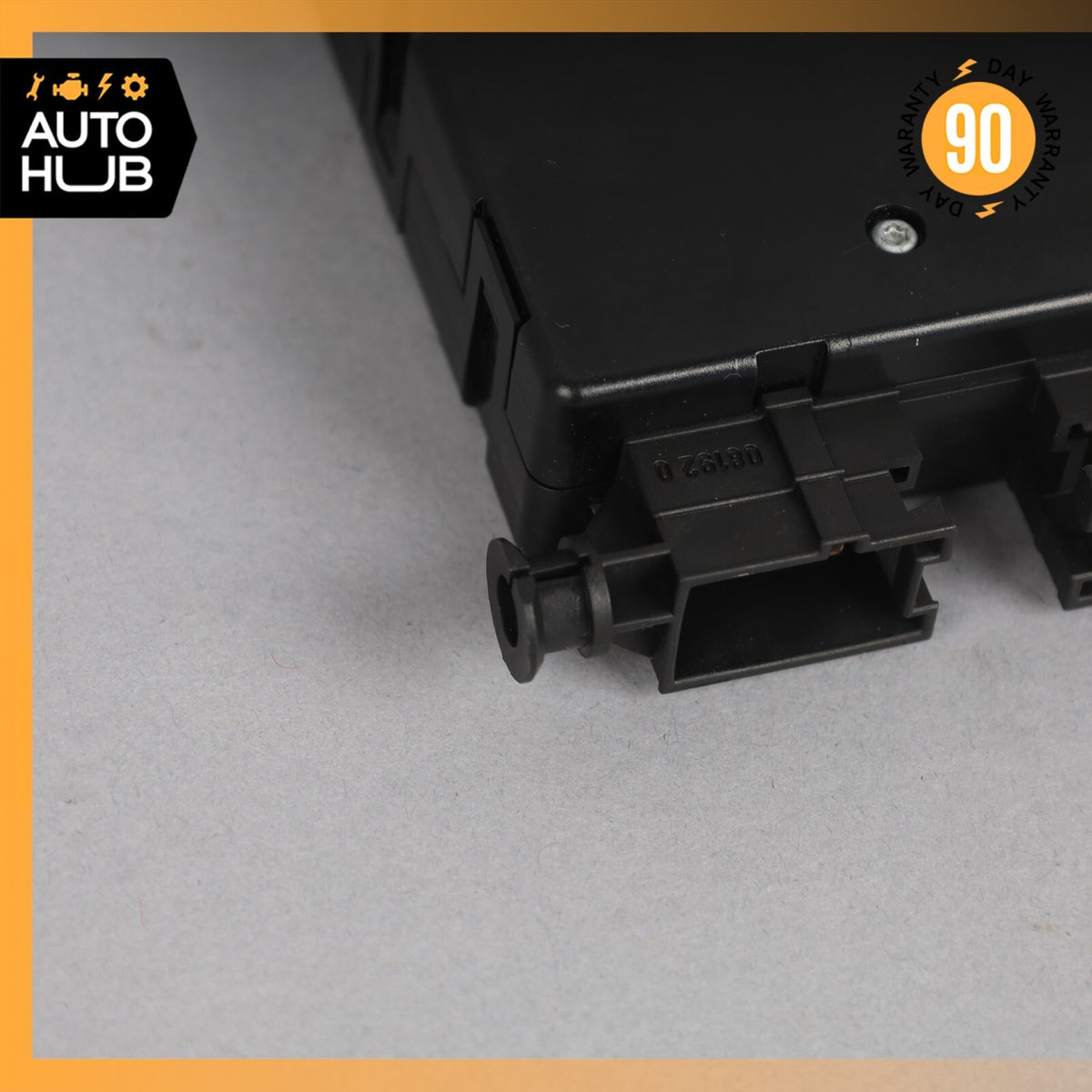 03-12 Mercedes W211 E550 E63 AMG Front Right Seat Control Module 2118705026 OEM - photo 5