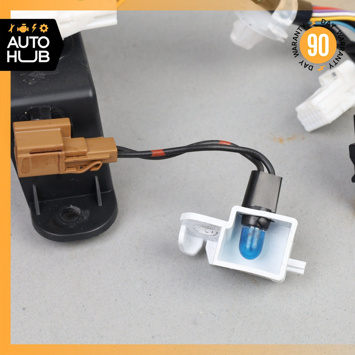 17-19 Infiniti Q60 Center Console Socket USB Port Wire Harness OEM 71k - photo 6
