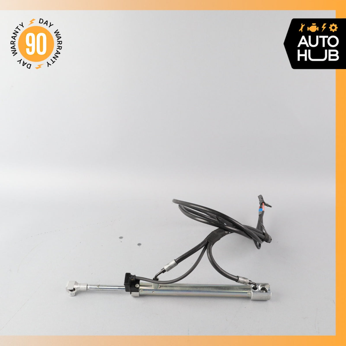 Mercedes W221 S63 Trunk Lid Locking Hydraulic Pull Down Pump w/ Foam Case OEM - photo 3