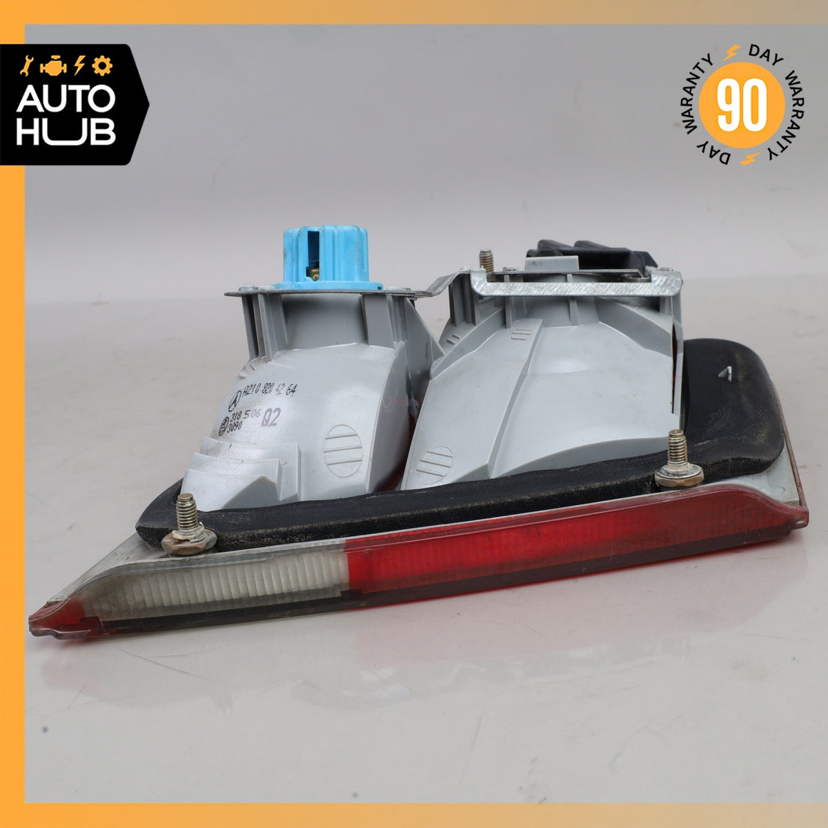 97-03 Mercedes W210 E430 E350 Rear Right Inner Taillight Tail Light Lamp OEM - photo 6