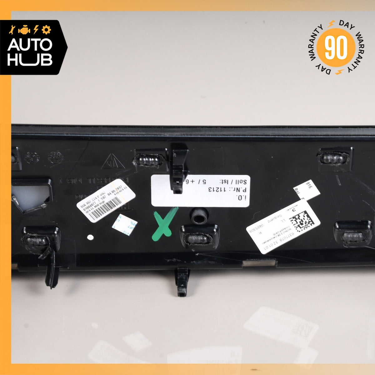 15-18 Porsche Macan 95B Right Dashboard Panel Molding 95B857224P OEM 44k - photo 14