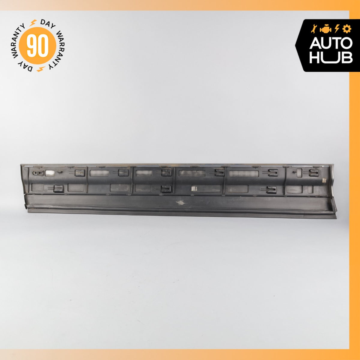 11-18 Porsche Cayenne 958 Turbo Front Right Side Lower Door Molding OEM - photo 6