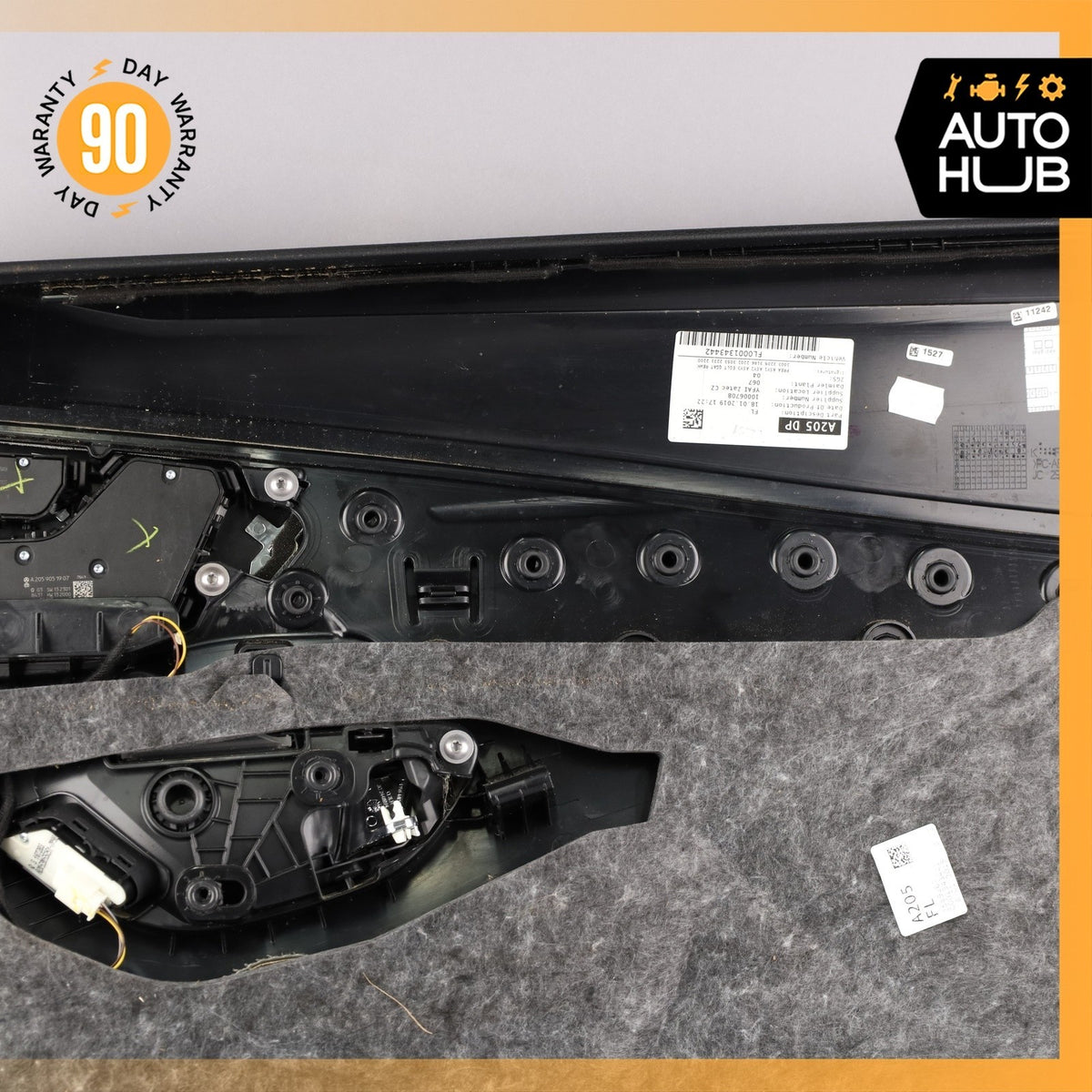 17-23 Mercedes W205 C63 AMG C300 Front Left Side Interior Door Panel OEM 43k - photo 17