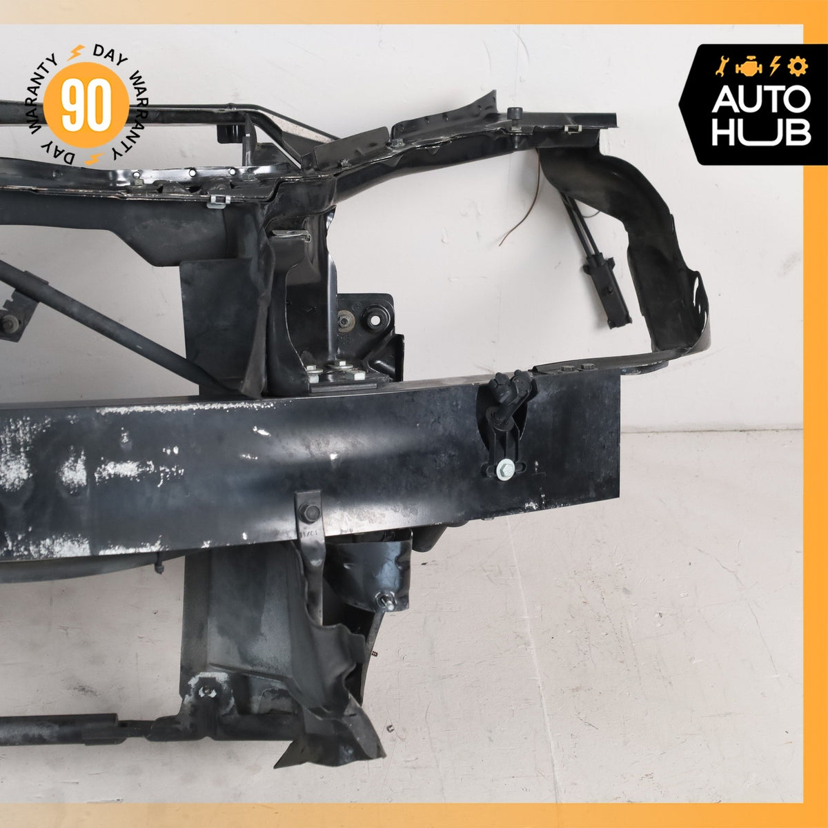 Mercedes R230 SL500 SL550 Front Reinforcement Bar Upper Radiator Support Clip - photo 4