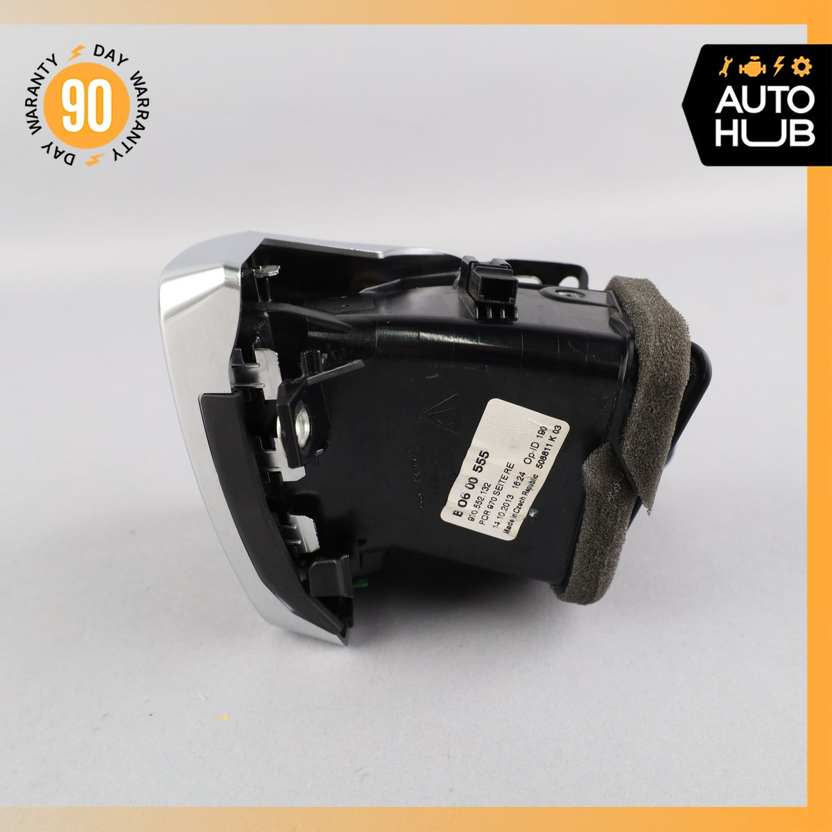 Porsche Panamera 970 Front Right Dashboard AC A/C Outer Air Vent OEM - photo 2