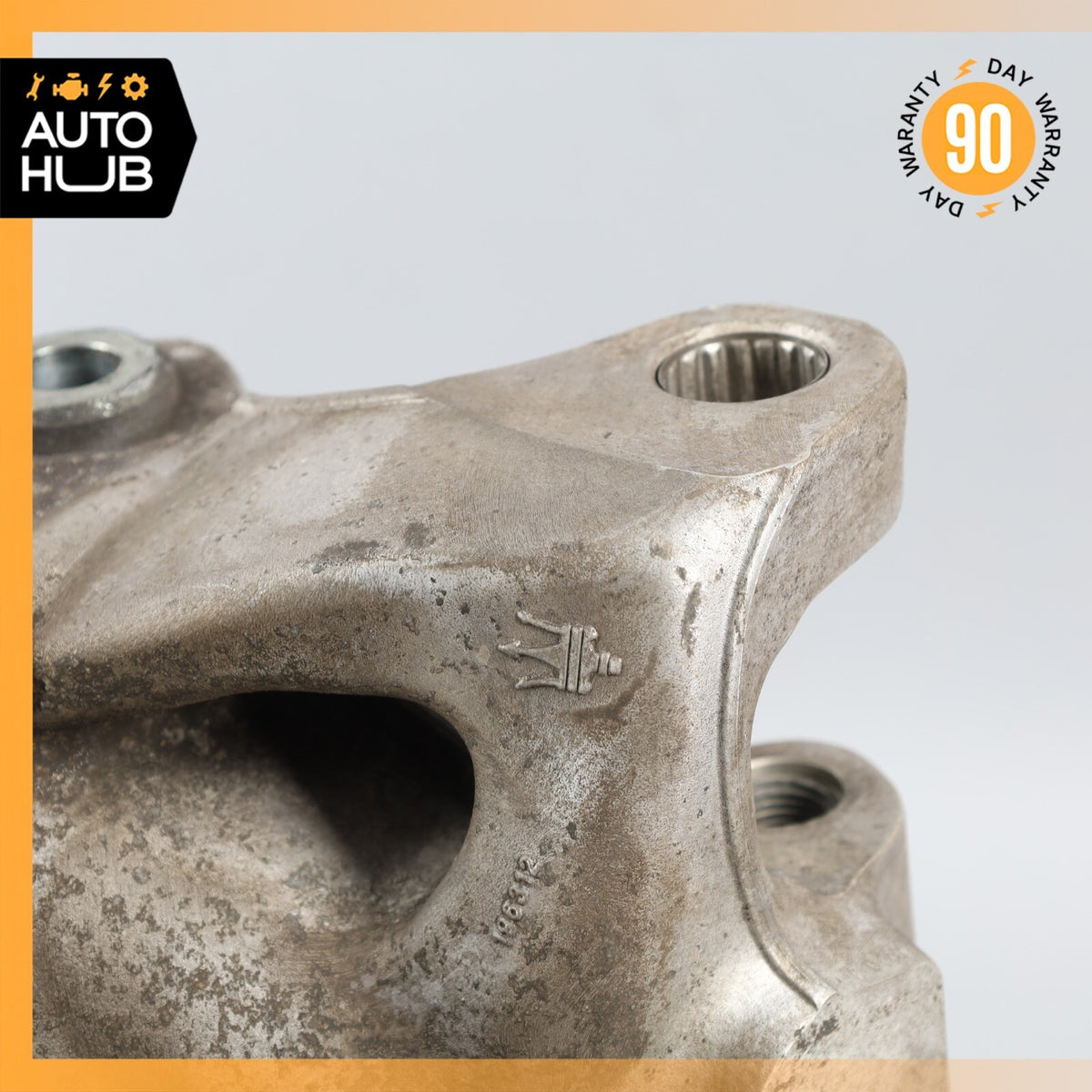 04-05 Maserati Quattroporte M139 Rear Left Side Spindle Knuckle Hub OEM - photo 5