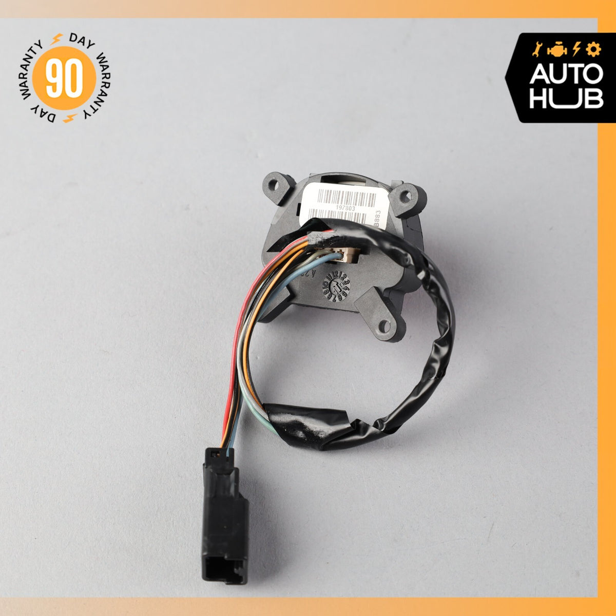 03-13 Maserati Quattroporte M139 Dashboard Emergency Hazard Switch Button OEM - photo 5