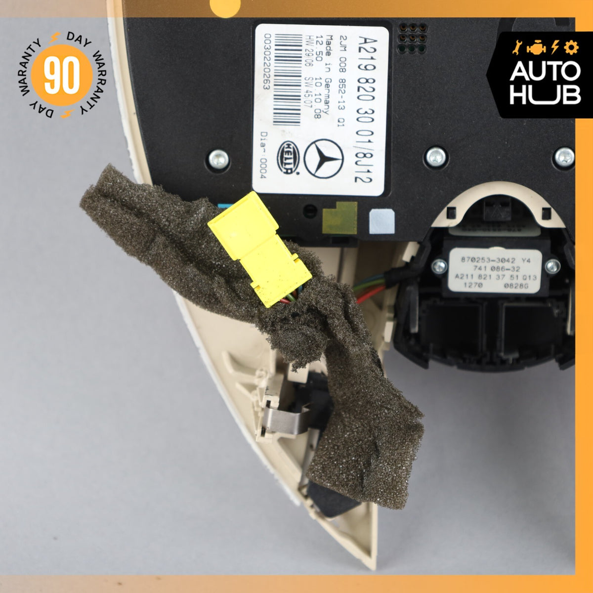 06-11 Mercedes W219 CLS550 CLS500 Front Overhead Dome Light Sunroof Switch OEM - photo 11