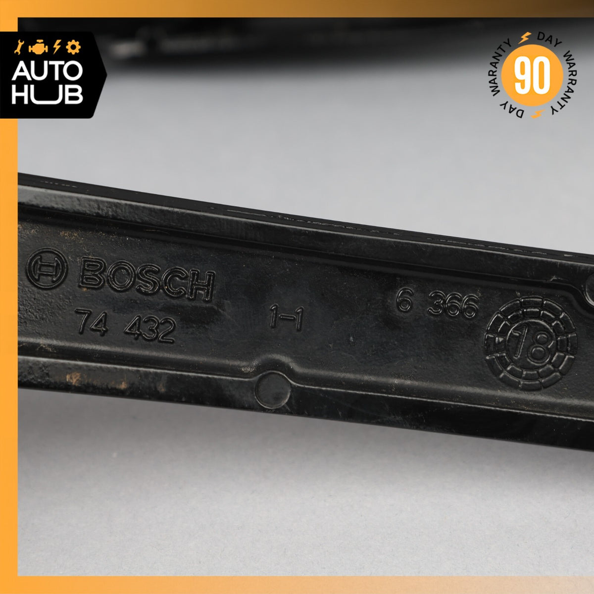 19-23 Aston Martin DB11 Front Left & Right Side Windshield Wiper Arm Set OEM 7k - photo 15