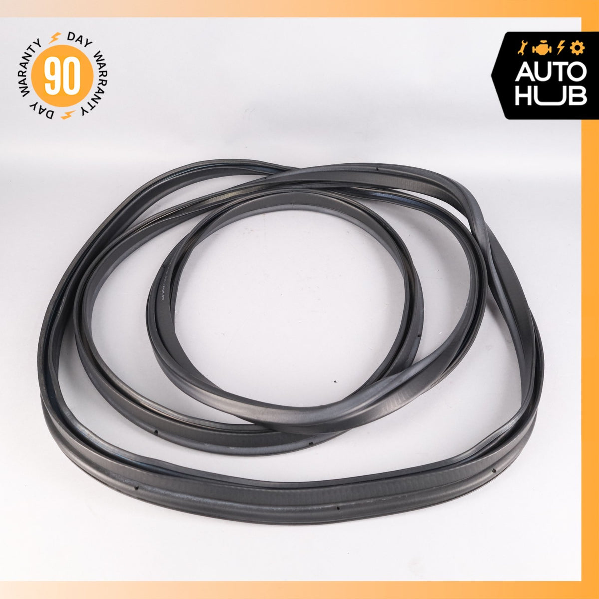 Aston Martin V8 Vantage Coupe Rear Trunk Boot Tailgate Lid Rubber Seal OEM 26k - photo 2