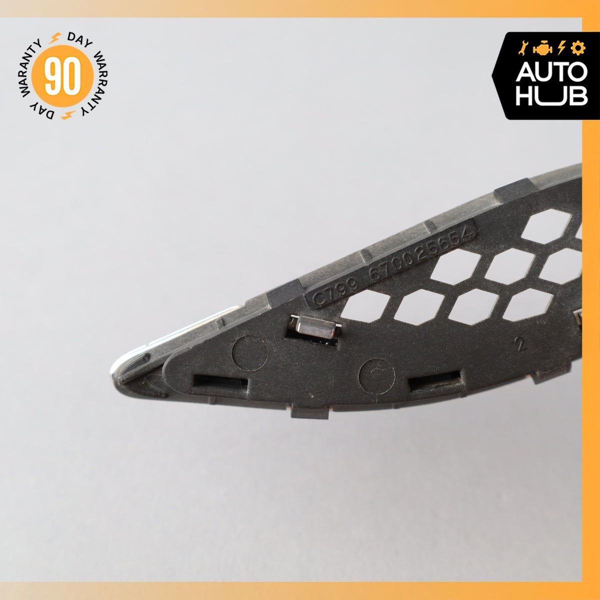 14-16 Maserati Ghibli M157 Right Fender Panel Grille Vent Set 670025654 OEM - photo 15