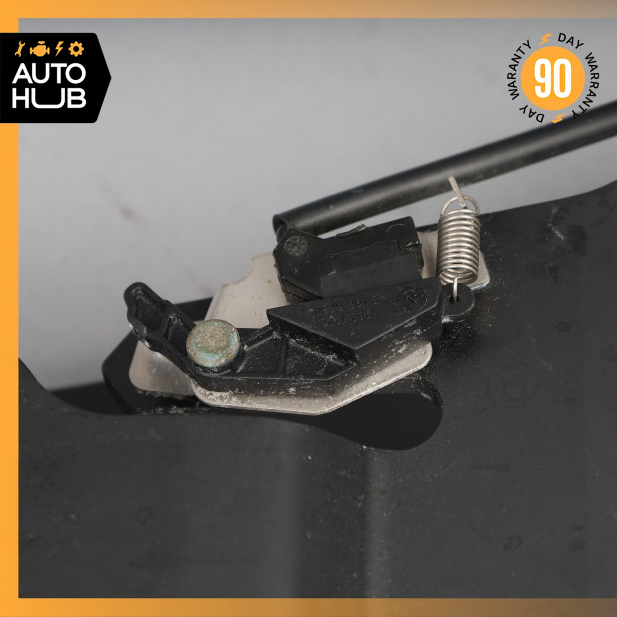 Aston Martin DB11 Right Passenger Convertible Decklid Hinge Frame w/ Switch OEM - photo 14