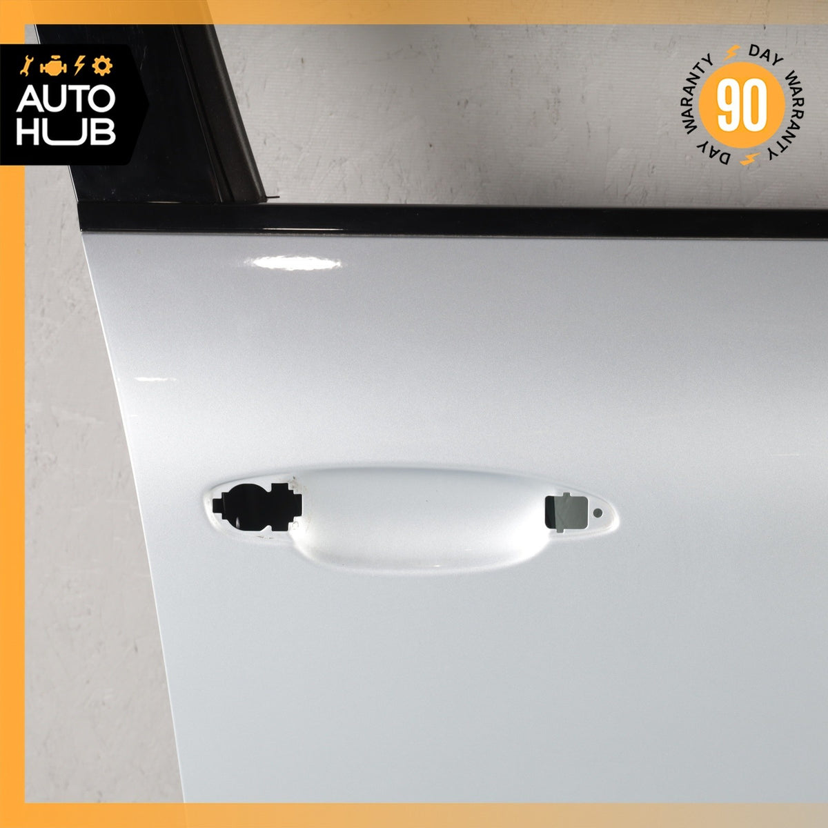 15-25 Porsche Macan 95B GTS Front Right Passenger Side Door Shell Silver OEM 44k - photo 8