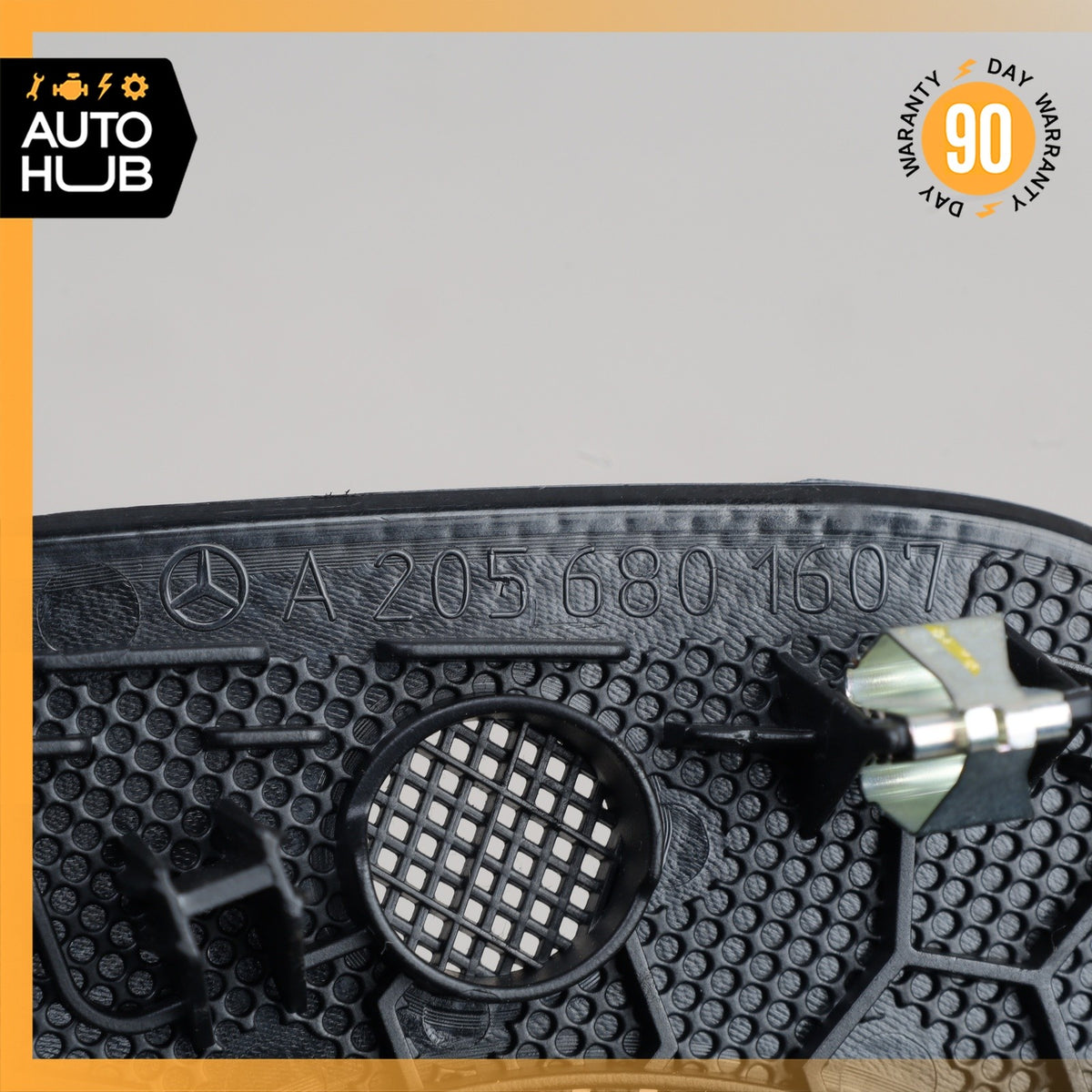 Mercedes W205 C300 Dashboard Dash Grille Speaker Cover OEM - photo 12