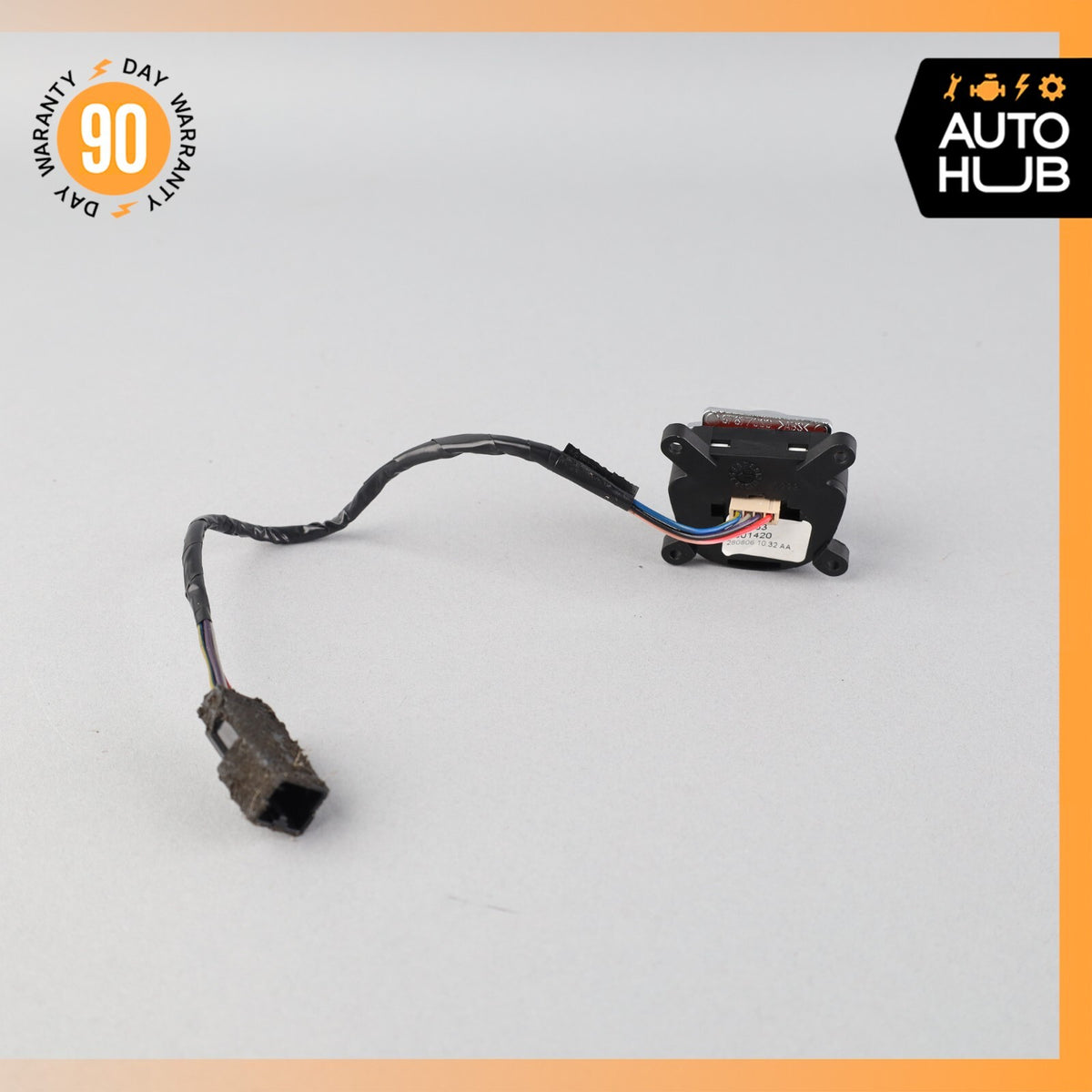03-13 Maserati Quattroporte M139 Dashboard Emergency Hazard Switch Button OEM - photo 5