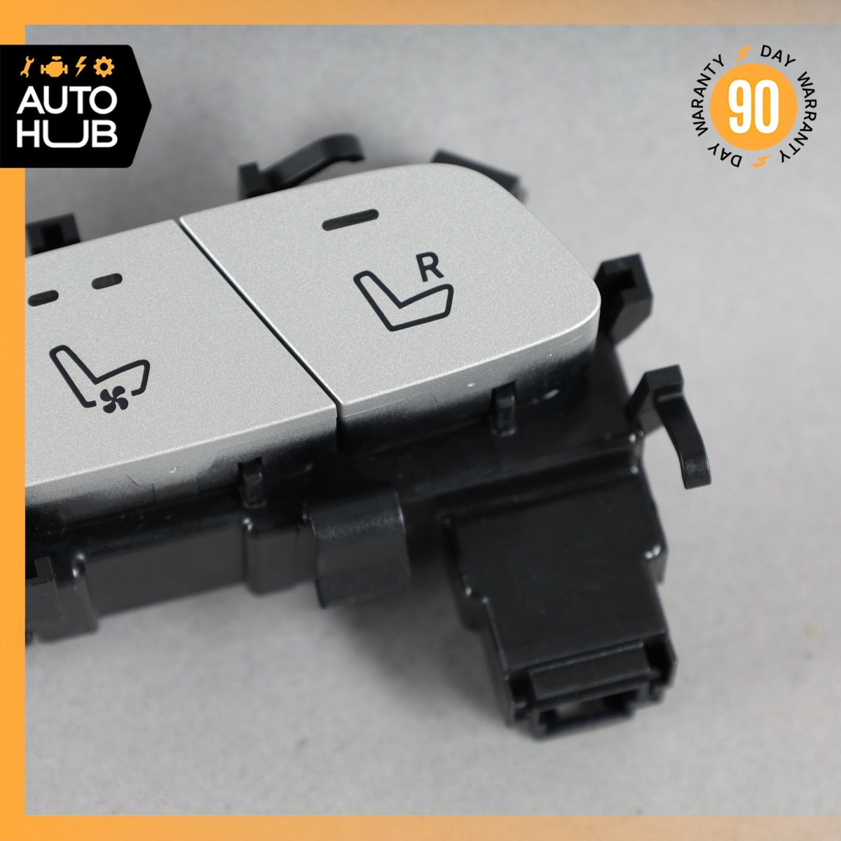 Mercedes W238 E400 Left Side Door Seat Heated / Vented Switch 2139051704 OEM - photo 3