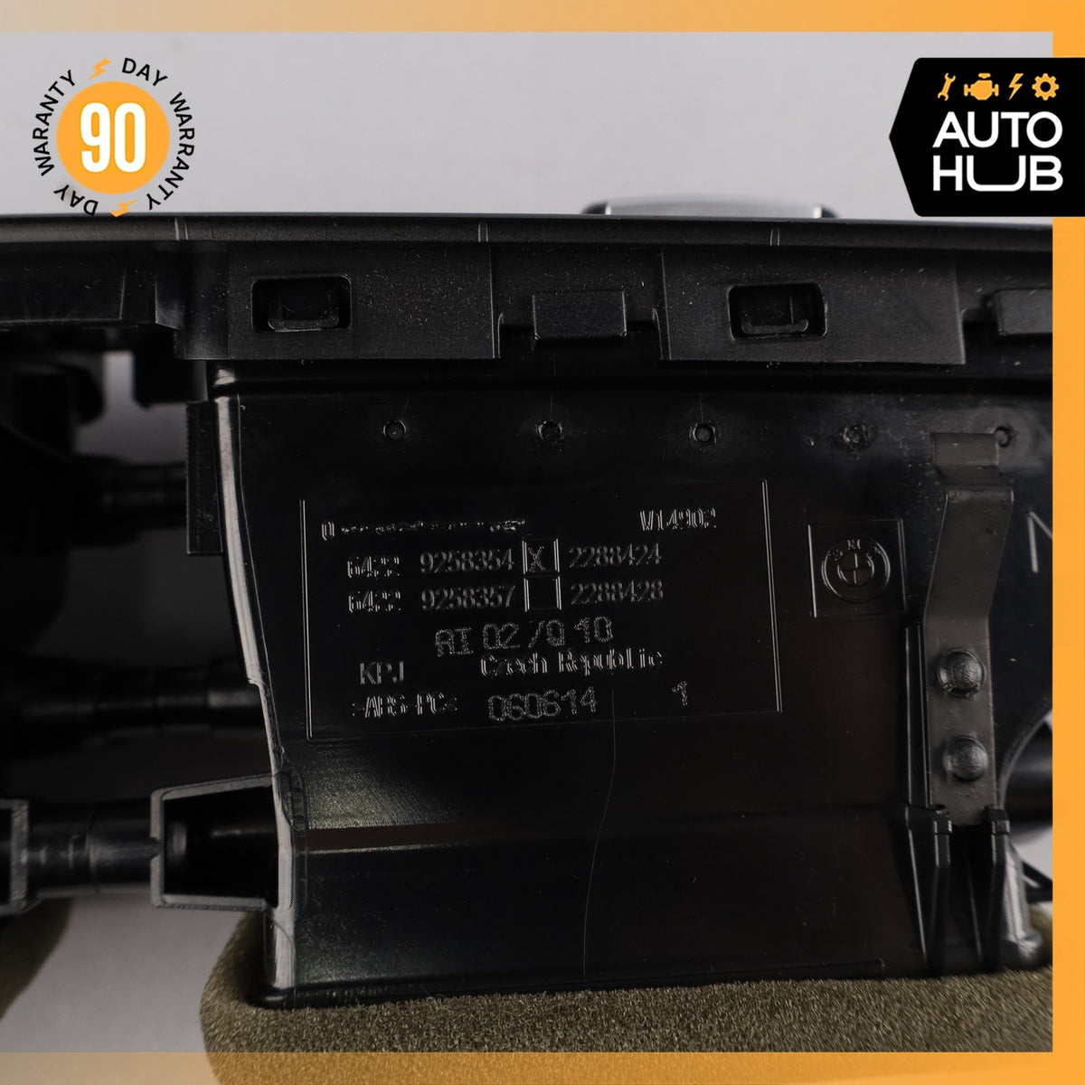 10-15 BMW E84 X1 Center Dash Hazard A/C AC Air Vent Black OEM - photo 12