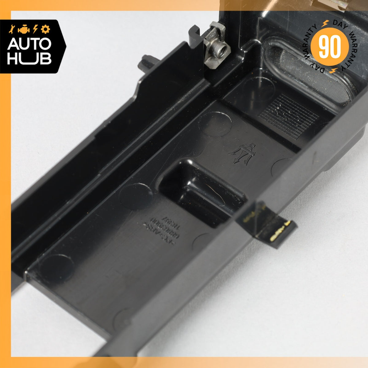 08-19 Maserati GranTurismo M145 Left Side Window Switch Trim Panel OEM 61k - photo 4