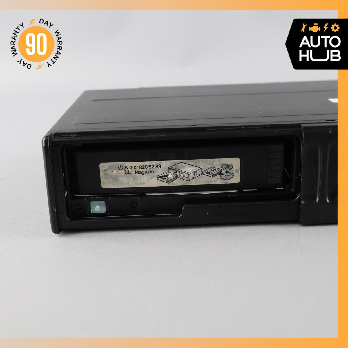 03-08 Mercedes R230 SL500 S430 CLK500 S430 CD Changer 6 Disk Player MC3330 OEM - photo 4