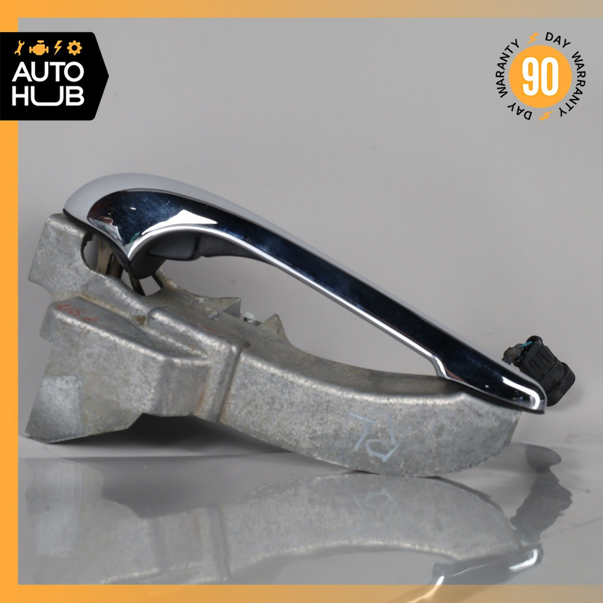 03-13 Maserati Quattroporte M139 Rear Left Side Exterior Door Handle OEM 84k - photo 3