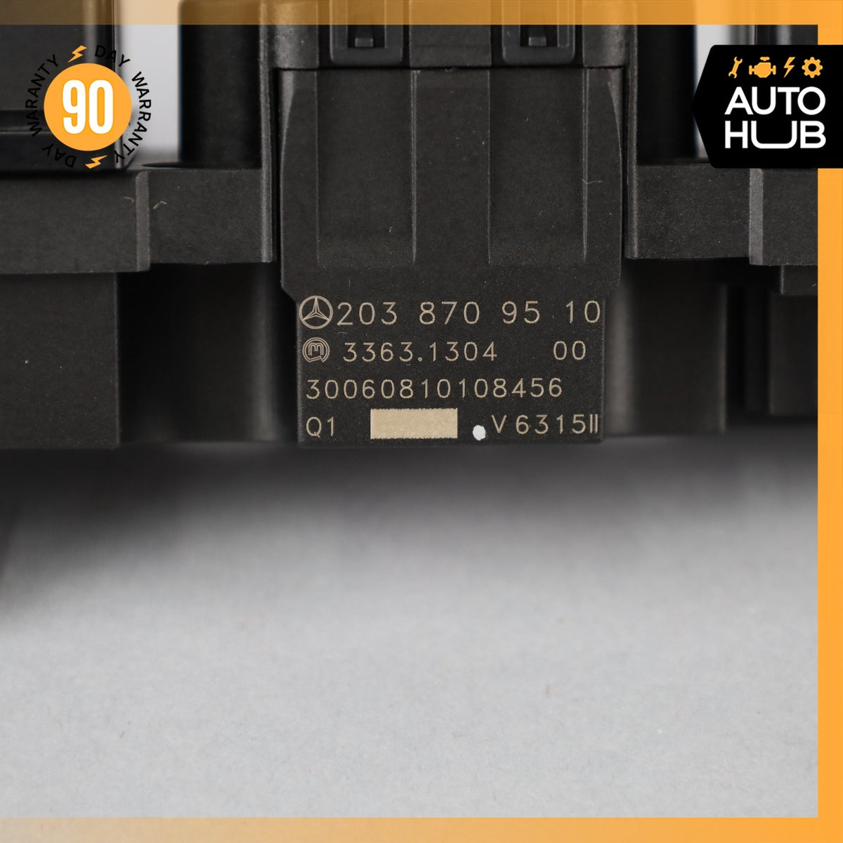 05-09 Mercedes W209 CLK350 CLK320 Center Dashboard Control Switch 2038709510 OEM - photo 13