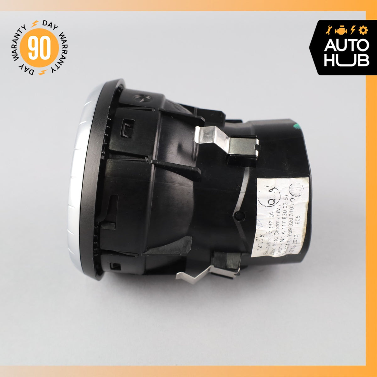 Mercedes W117 CLA45 AMG Front Center Dashboard A/C Air Vent OEM - photo 2