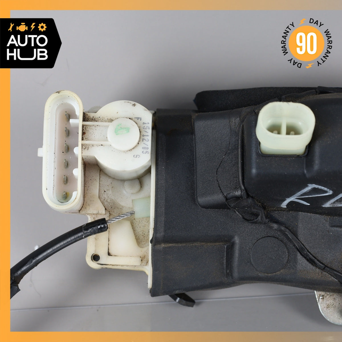 03-13 Maserati Quattroporte M139 Rear Left Side Door Lock Latch Actuator OEM 84k - photo 8