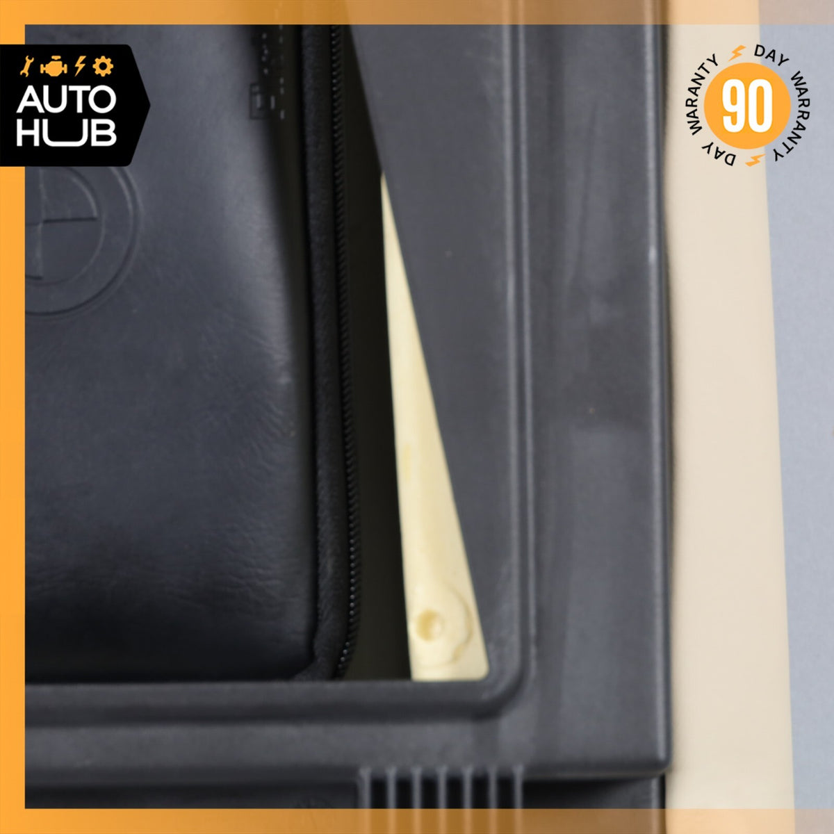 04-10 BMW E64 650i Rear Center Console Seat Armrest Beige OEM - photo 21