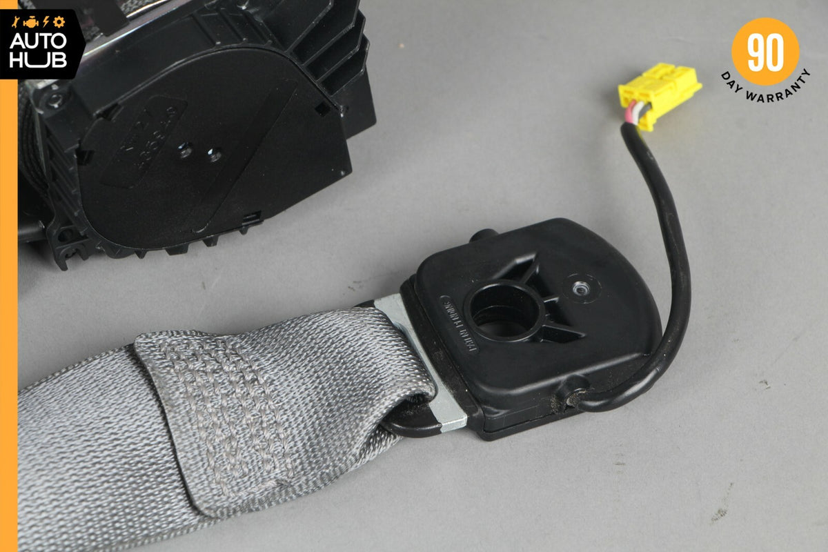 07-10 Mercedes W216 CL550 CL63 AMG Front Right Passenger Seat Belt Grey OEM - photo 4