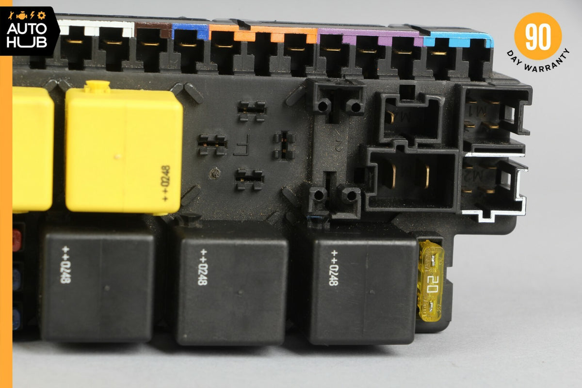 03-12 Mercedes R230 SL500 SL550 SLR Front Left SAM Fuse Box Control Module 82k - photo 4